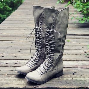 spool72 lace up boots
